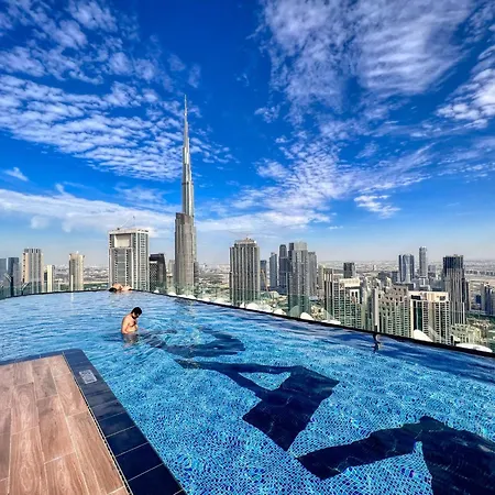Dubai Scenic Infinity Pool With Burj Khalifa Views Apartment Exterior photo