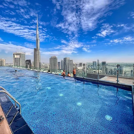 Dubai Scenic Infinity Pool With Burj Khalifa Views Apartment Exterior photo