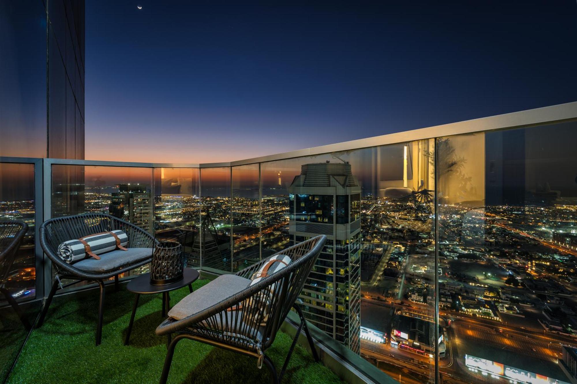 Scenic Infinity Pool With Burj Khalifa Views